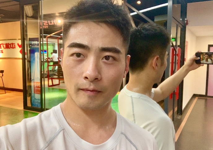 迁就的第一张照片--香港上门女婿服务网