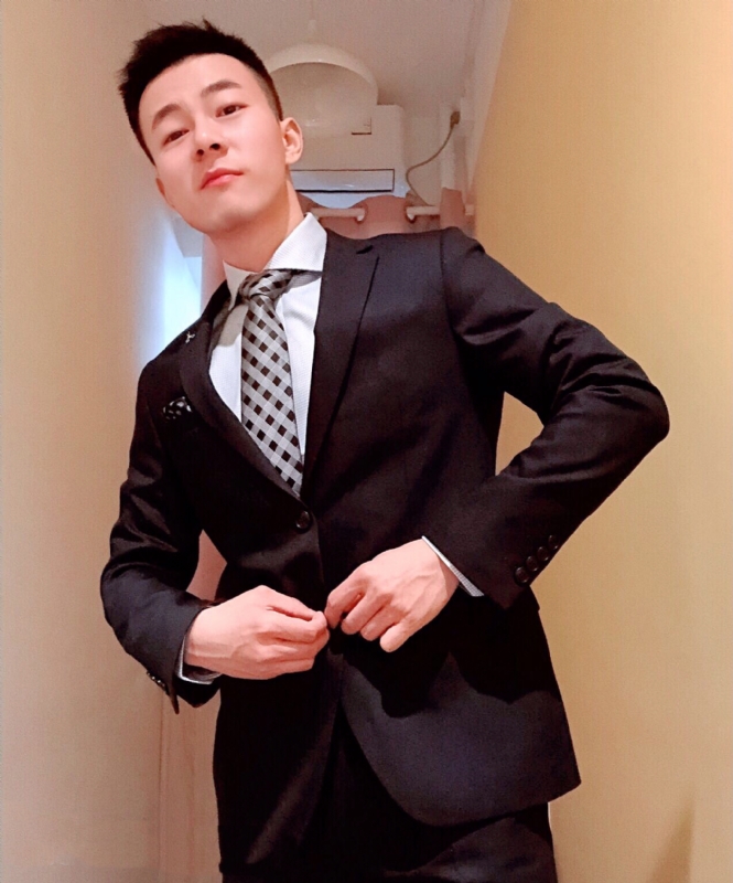 老谢家的天之蛟子的第一张照片--香港上门女婿服务网