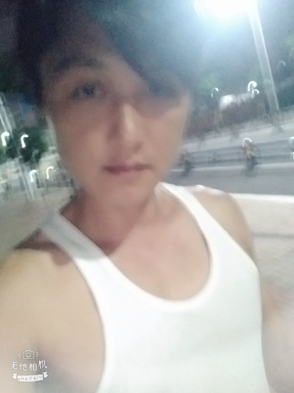 弟弟的第一张照片--香港上门女婿服务网